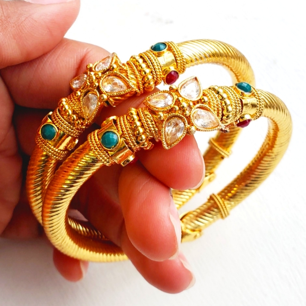 Petal Shape 2pcs Golden Bracelet